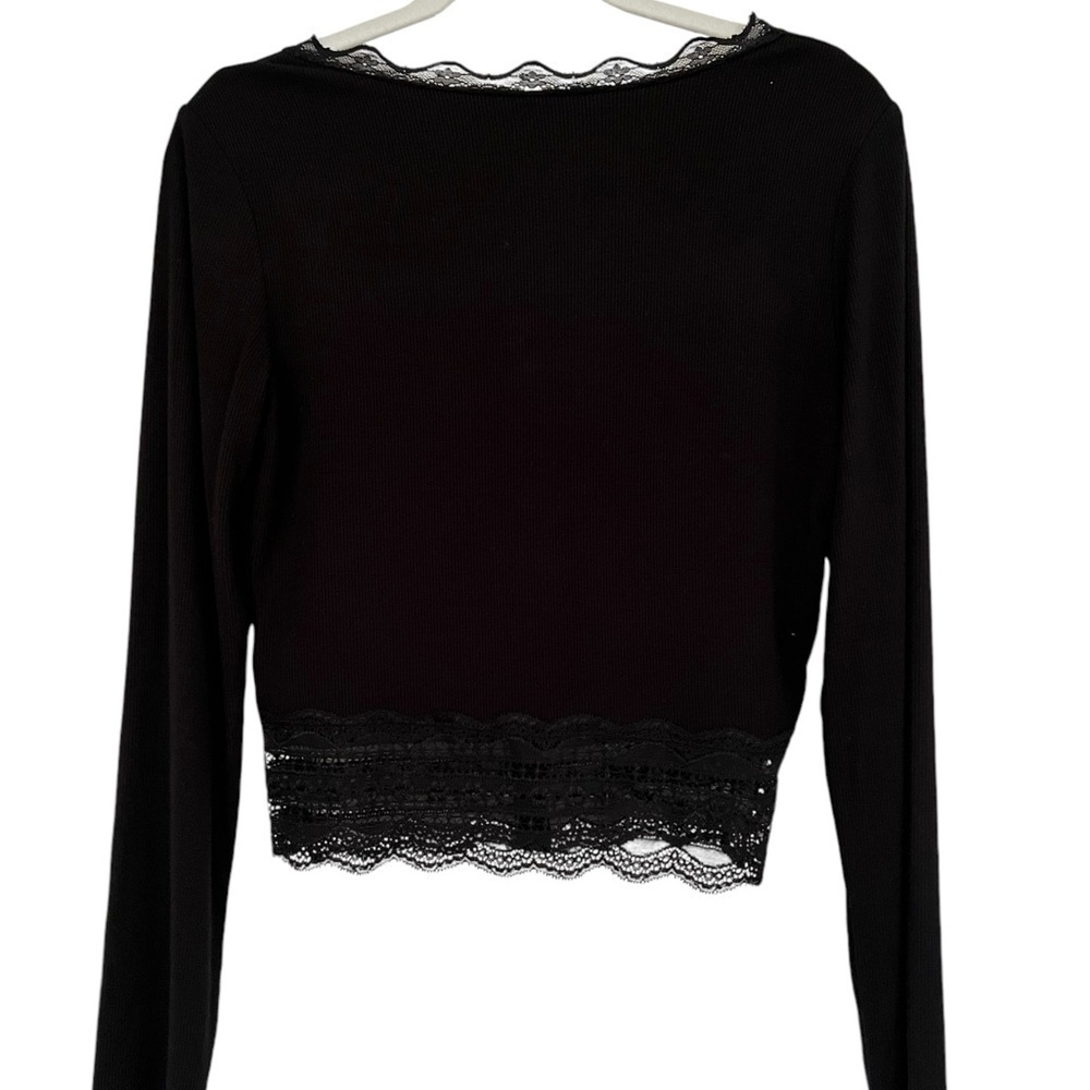 Forever 21 Women's Cropped Knit Lace Cardigan Black US Size Large - Picture 2 of 6